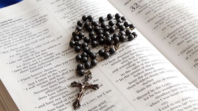 The Catholic Faith-Rosary and cross